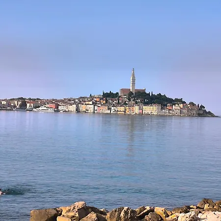Near Pelagic Sea View Appartement